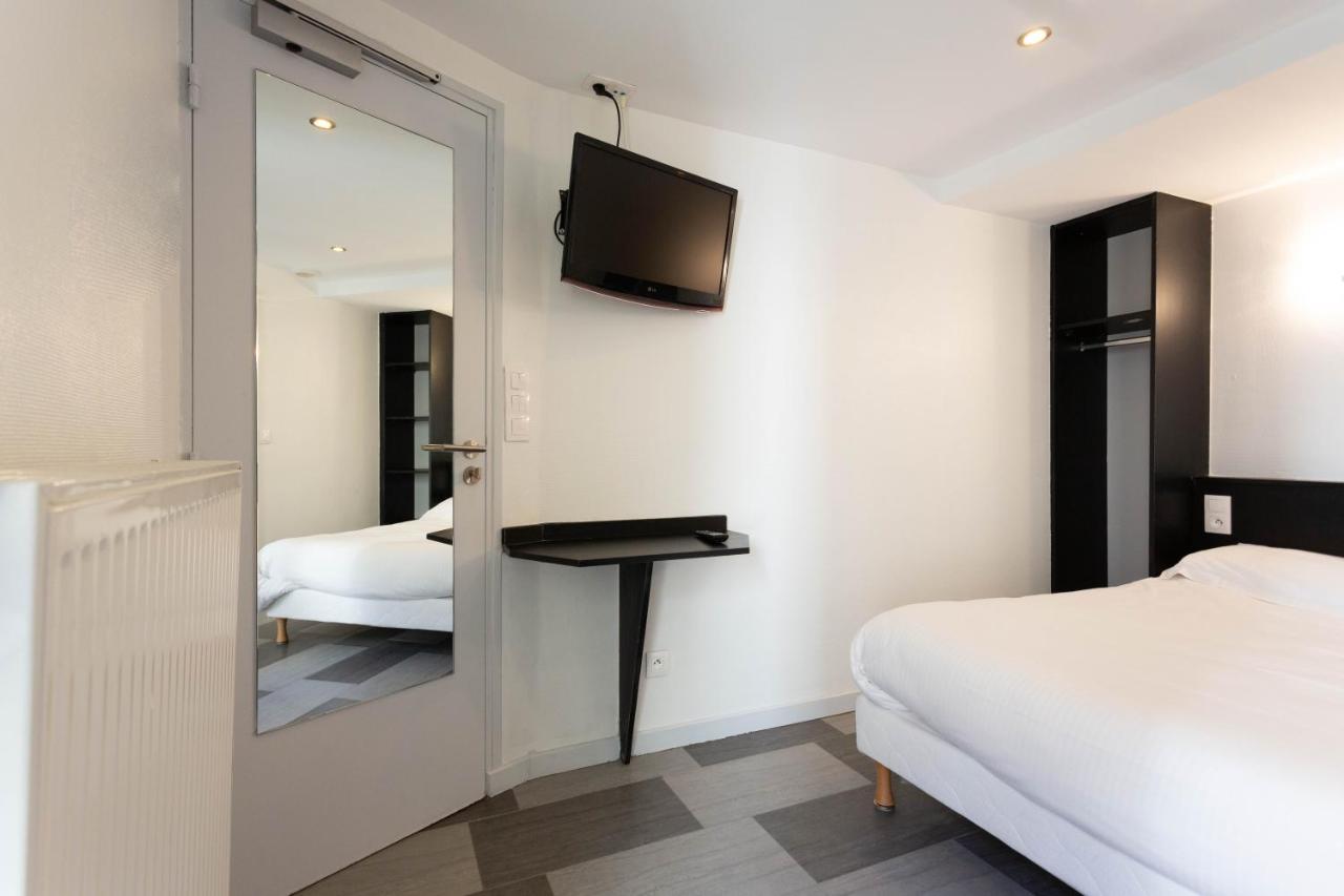 Mimosa Hotel *